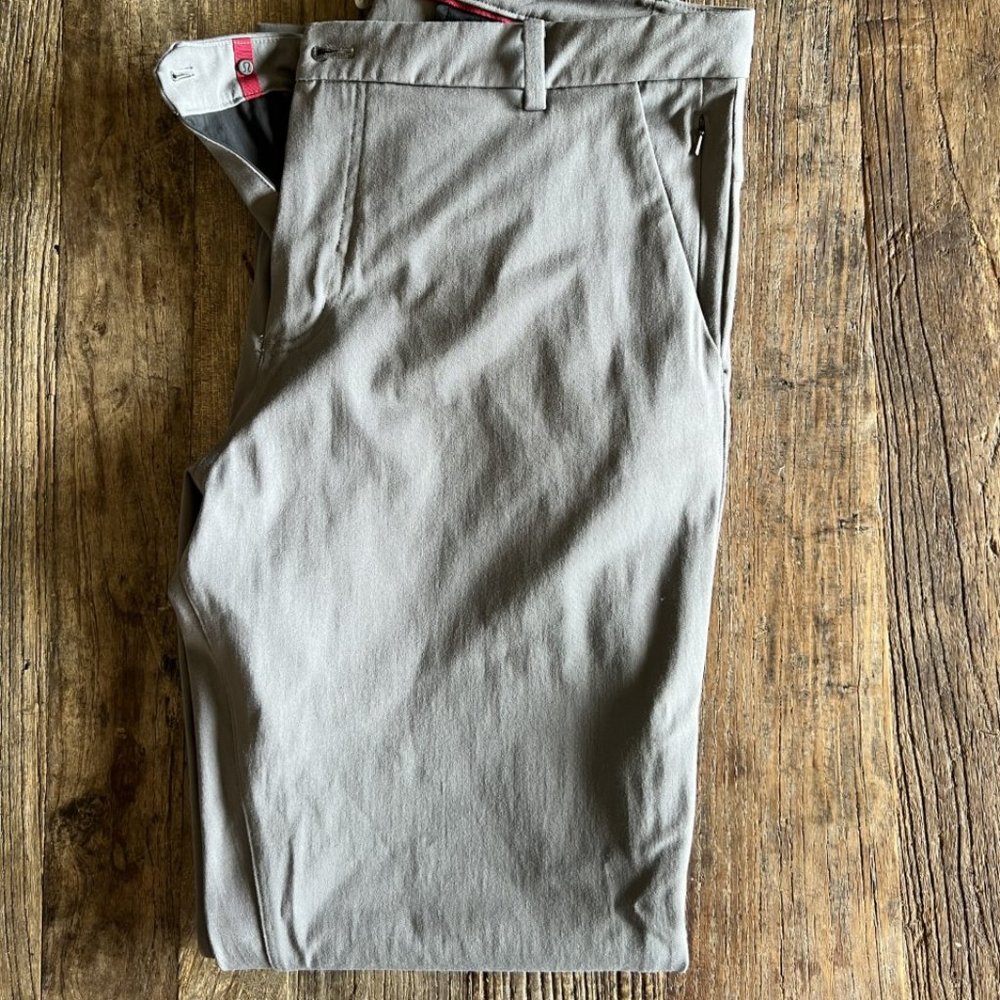 Lululemon Men's Pants - Greatt Condition - 40 x 32